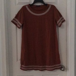 👗#11 Tee shirt dress w/ white embroidery.